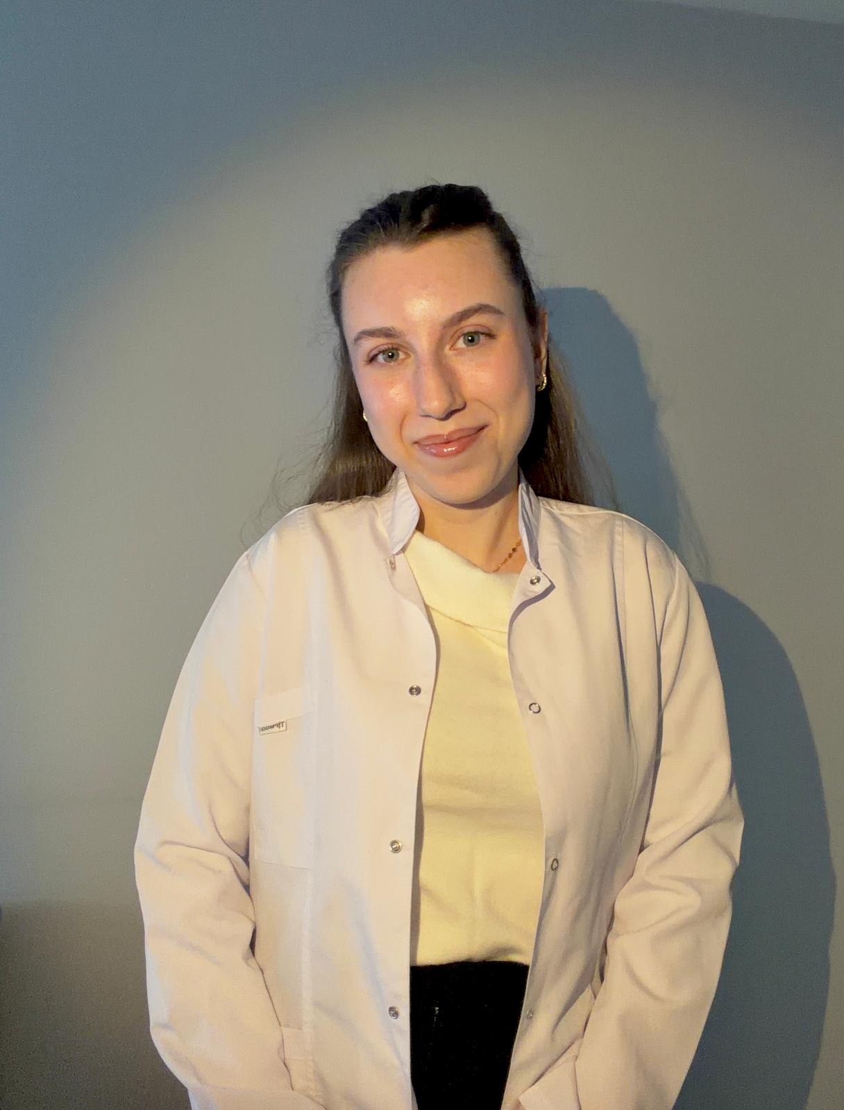 Emine Oya Savaş